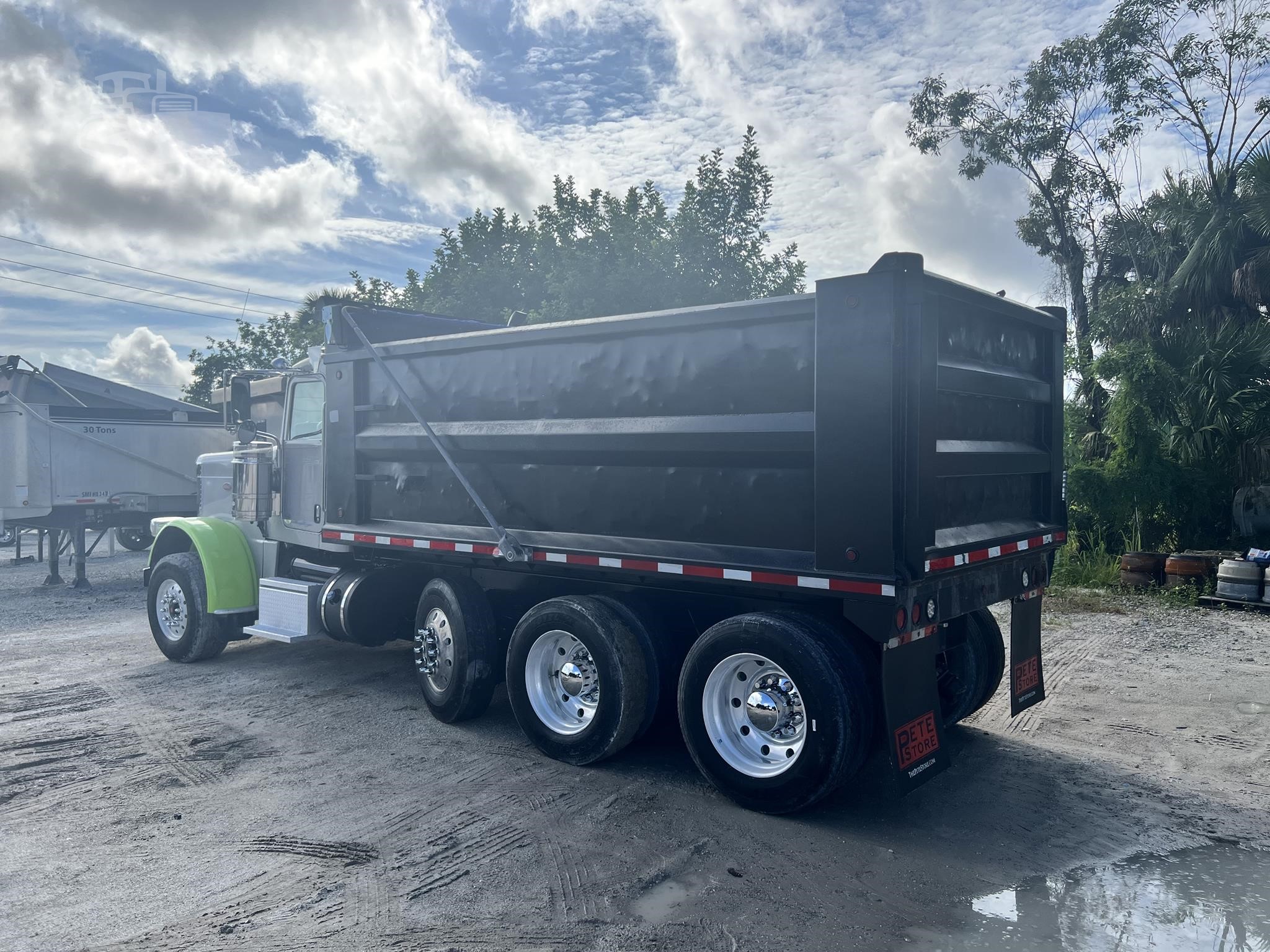 2019 Peterbilt 389 Tri-Axle Dump Truck